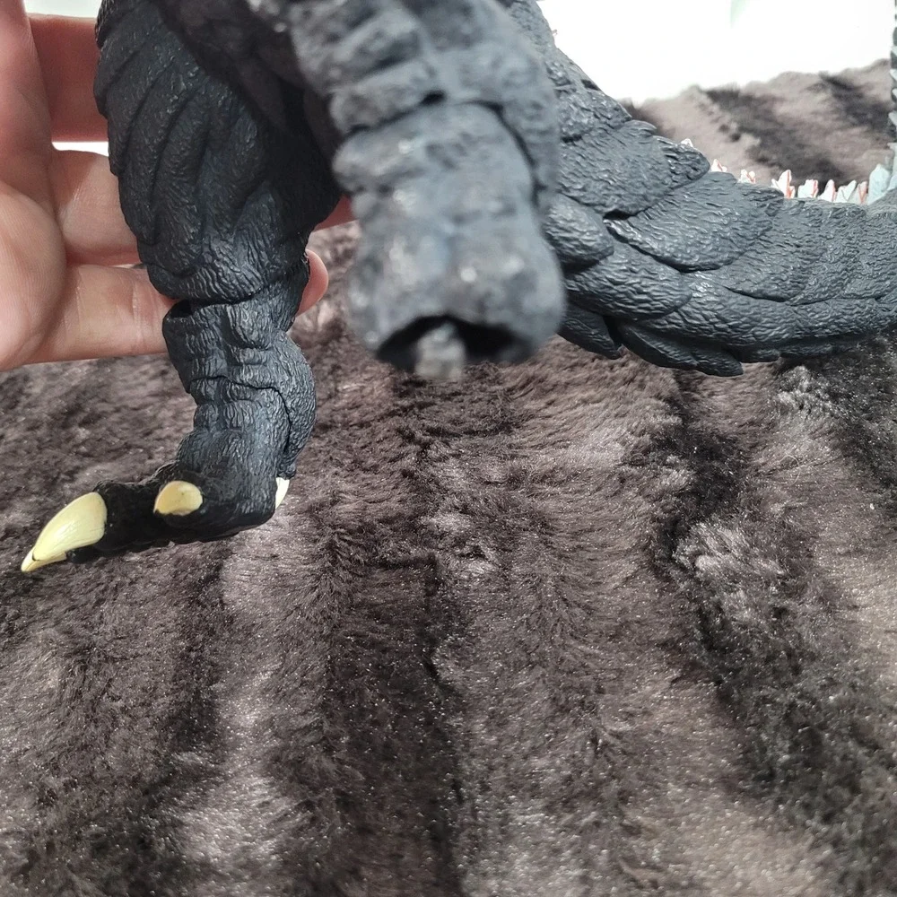 SH MonsterArts Godzilla Ultima Singular Point Action Figure Incomplete for Parts